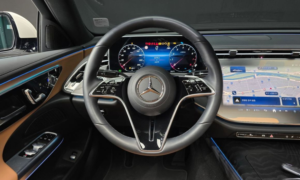 Mercedes-Benz E-Class E200 Avantgarde, 2024