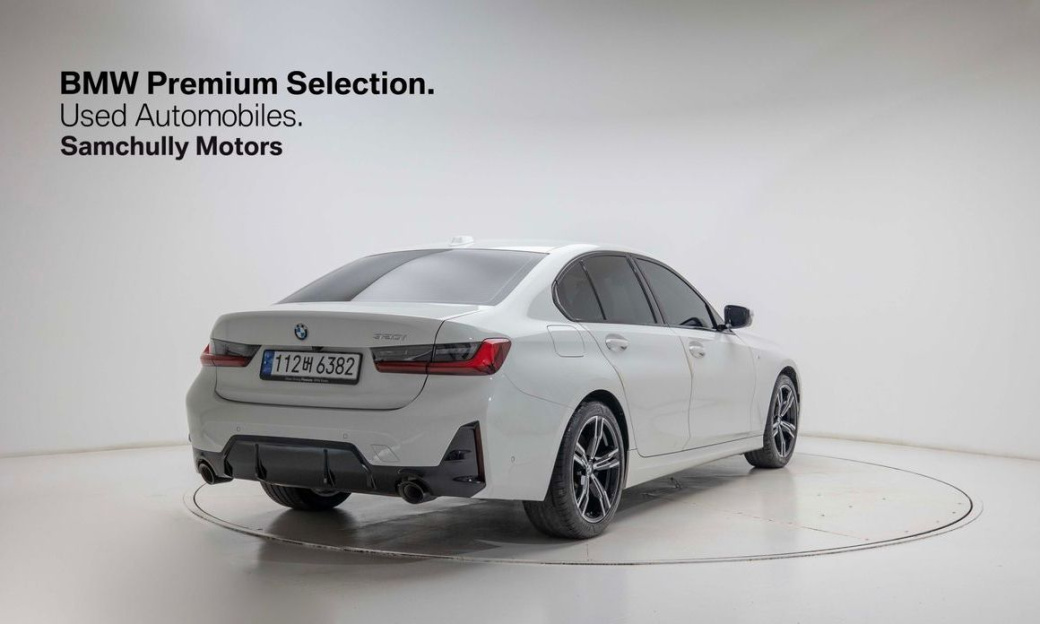 BMW 3-Series 320i M Sport, 2024