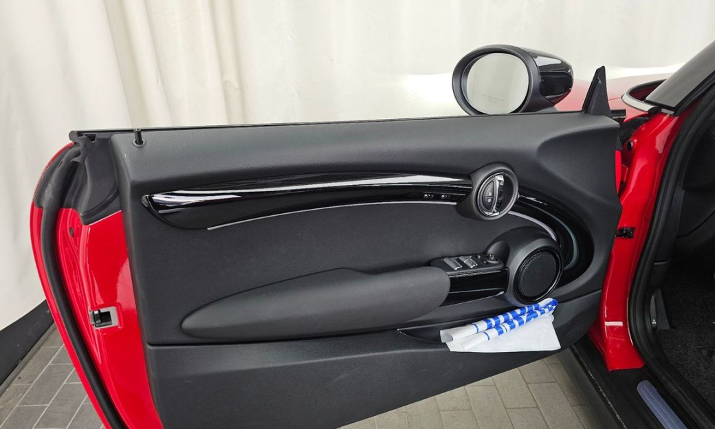 Mini Cooper Convertible Classic, 2024