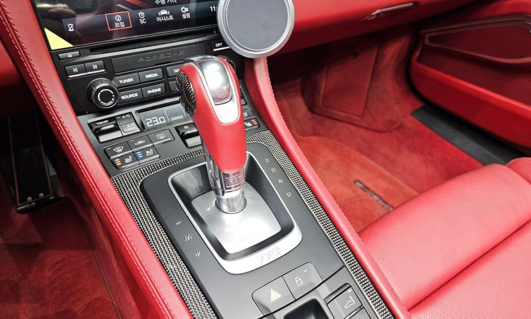 Porsche 718 4.0 GTS, 2024