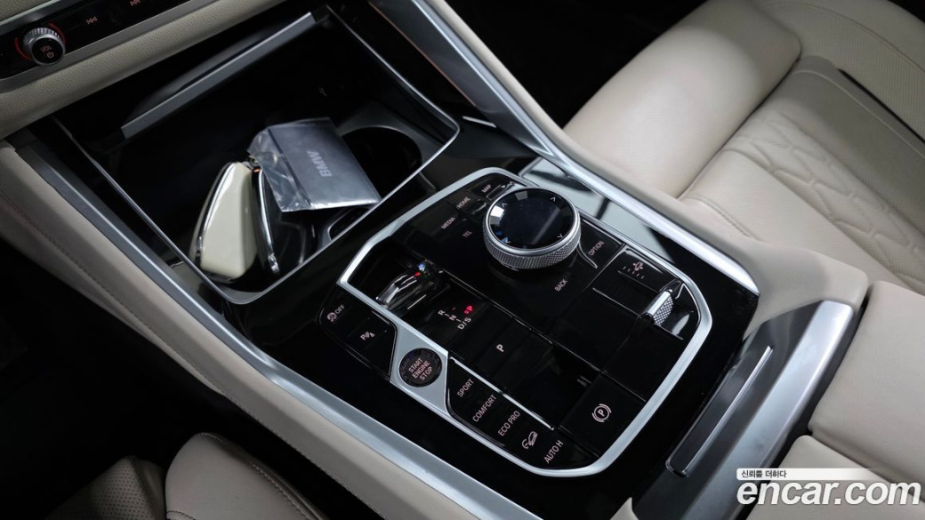BMW X6 xDrive40i M Sport, 2025