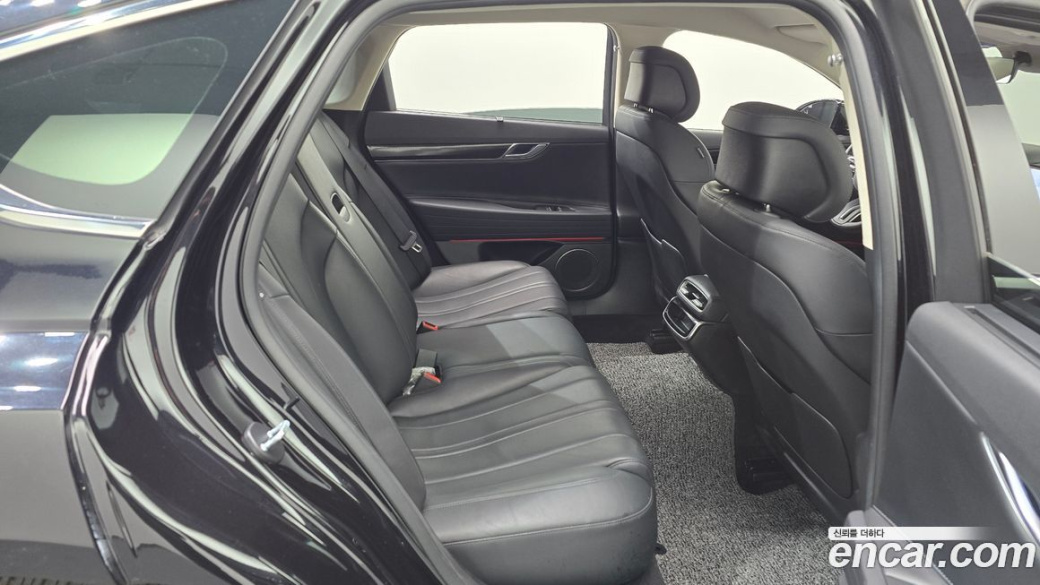 Genesis G80 Gasoline 2.5 Turbo 2WD, 2025
