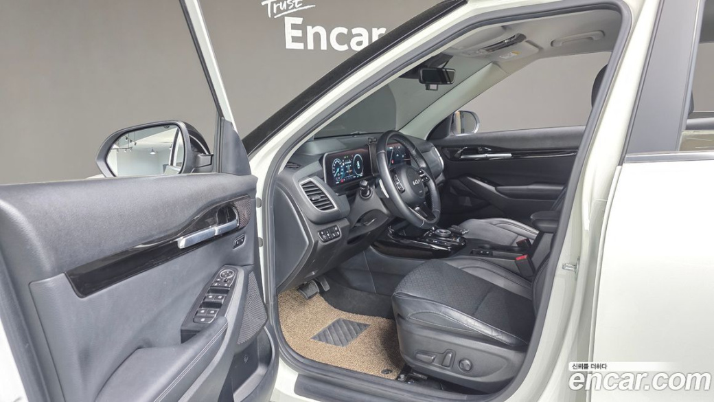 Kia Seltos Gasoline 2.0 2WD, 2023