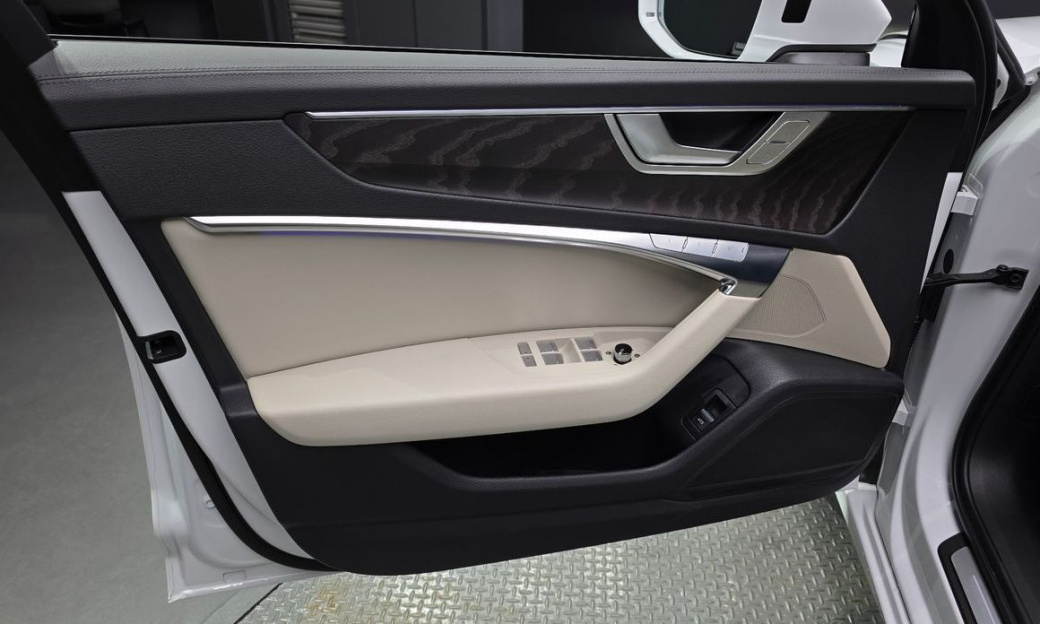 Audi A6 45 TFSI Premium, 2023