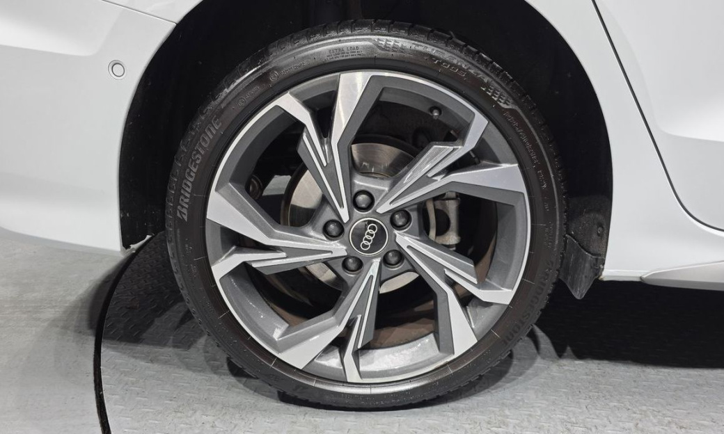 Audi A3 40 TFSI Premium, 2022