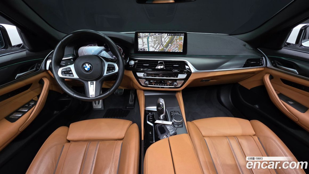 BMW 5-Series 520i M Sport, 2022
