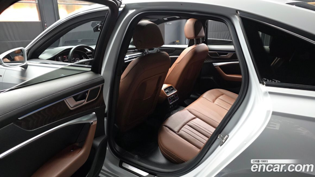 Audi A6 45 TFSI Premium, 2023