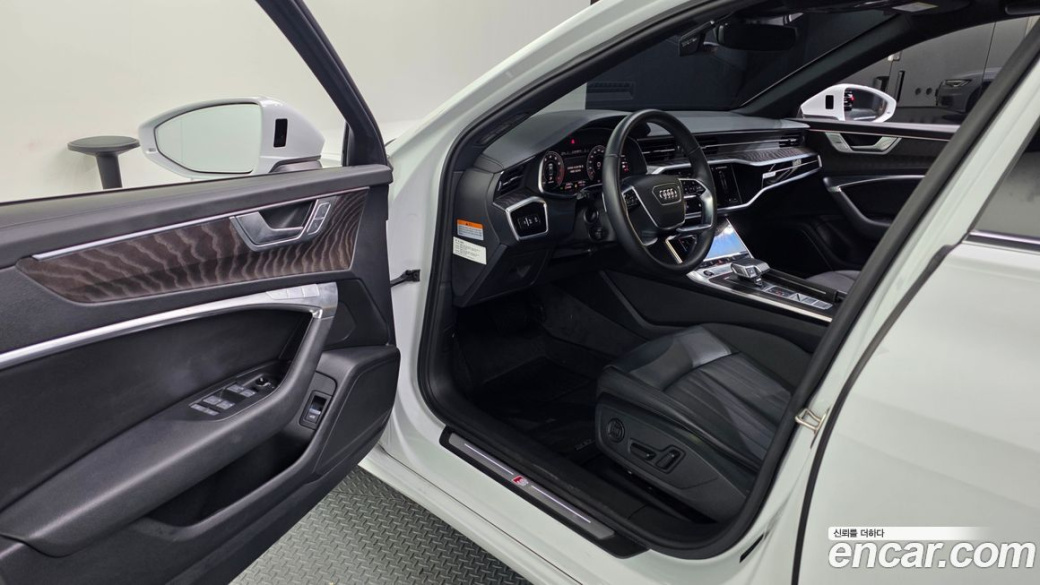 Audi A6 45 TFSI Quattro Premium, 2022