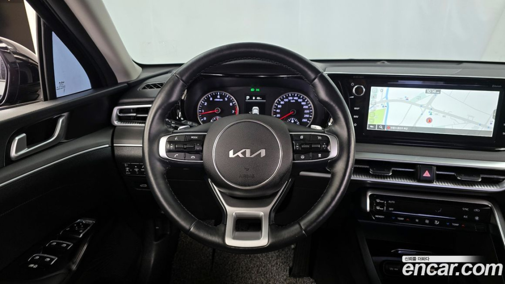 Kia K5 2.0, 2023