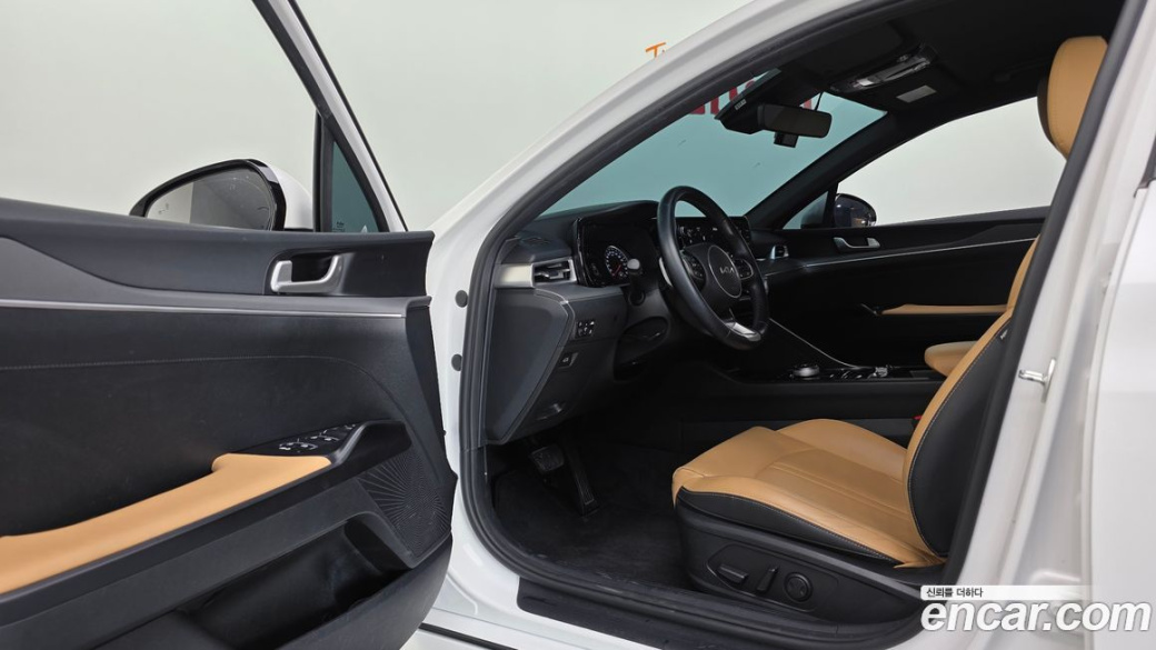 Kia K5 2.0, 2023