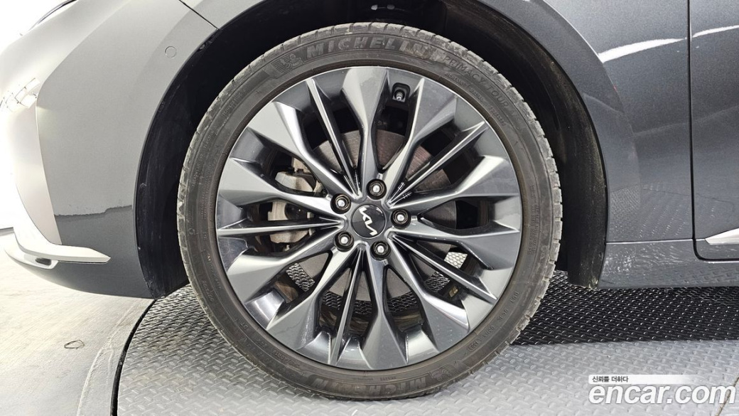 Kia K8 2.5 Gasoline 2WD, 2024