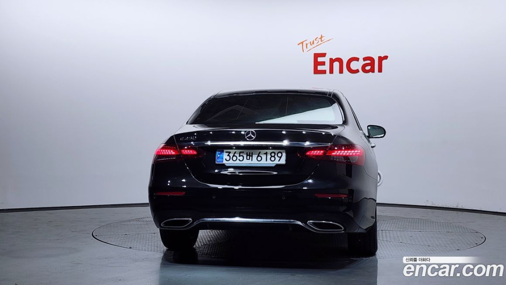 Mercedes-Benz E-Class E250 AMG Line, 2023