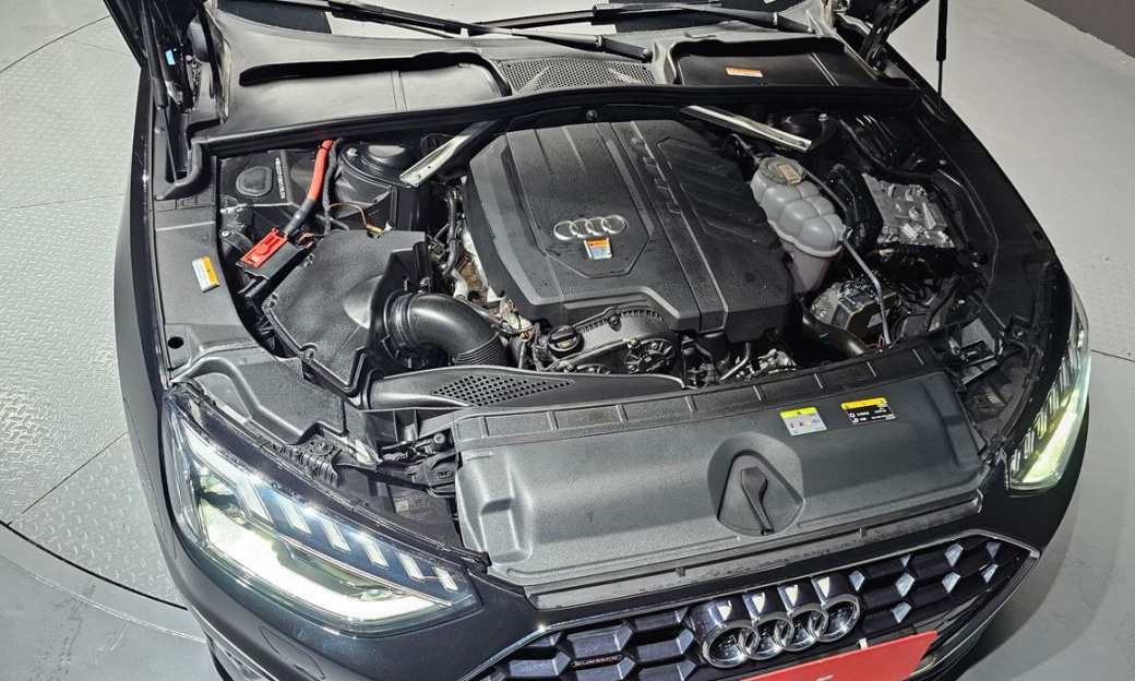 Audi A4 45 TFSI Quattro Premium, 2021