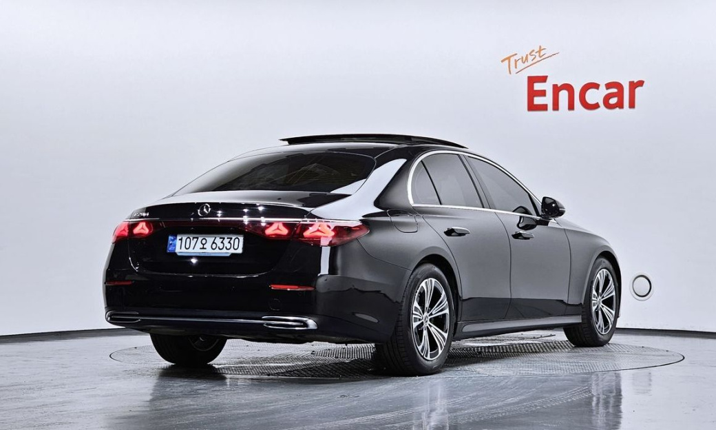 Mercedes-Benz E-Class E200 Avantgarde, 2024