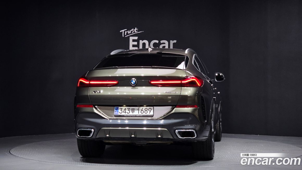 BMW X6 xDrive40i M Sport, 2022
