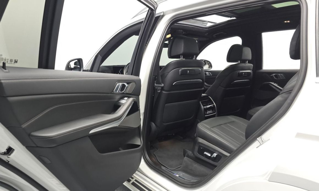 BMW X7 xDrive 40i M Sport 6STR, 2024