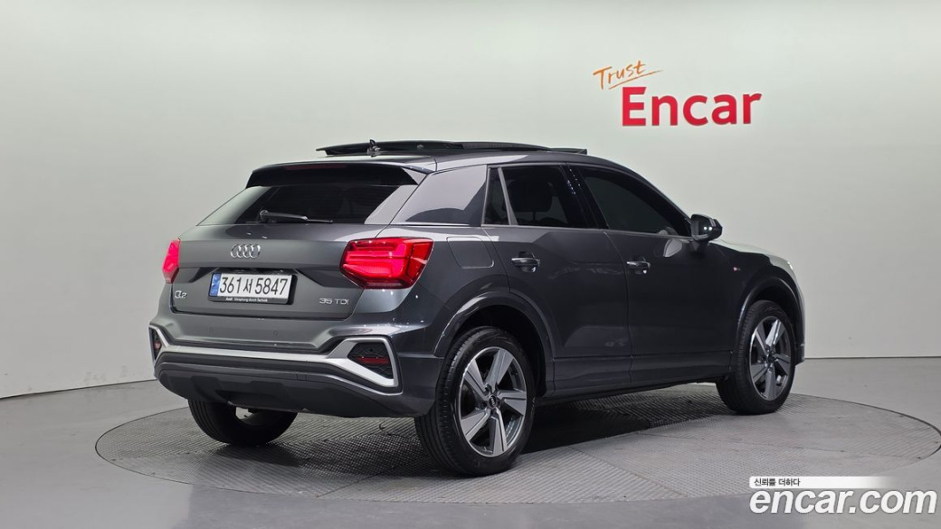 Audi Q2 35 TDI Premium, 2023