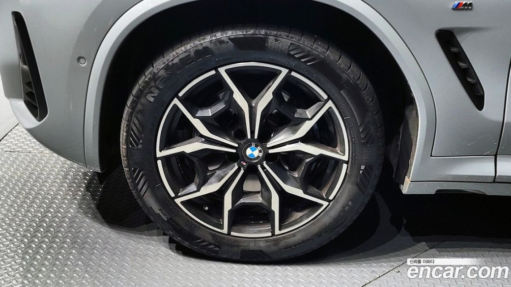 BMW X4 xDrive20i M Sport, 2023
