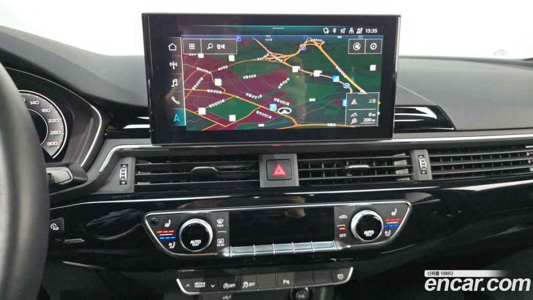 Audi A4 40 TFSI Premium, 2021