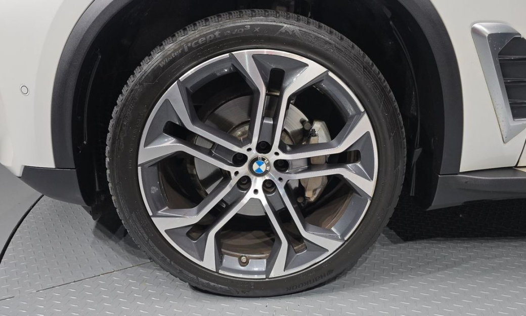 BMW X5 xDrive 30d xLine, 2024
