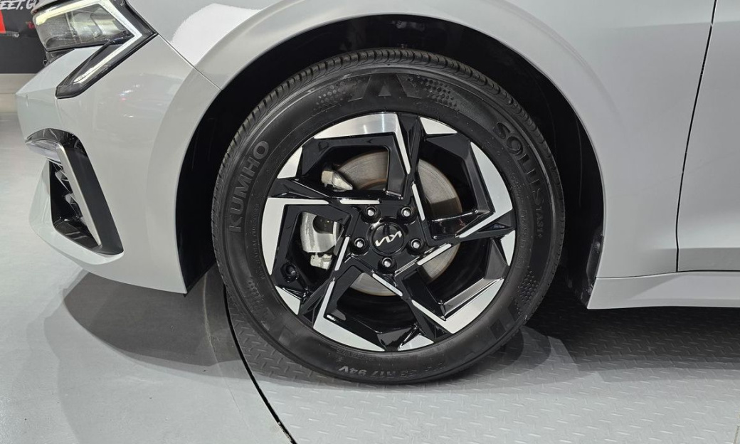 Kia K5 2.0, 2024