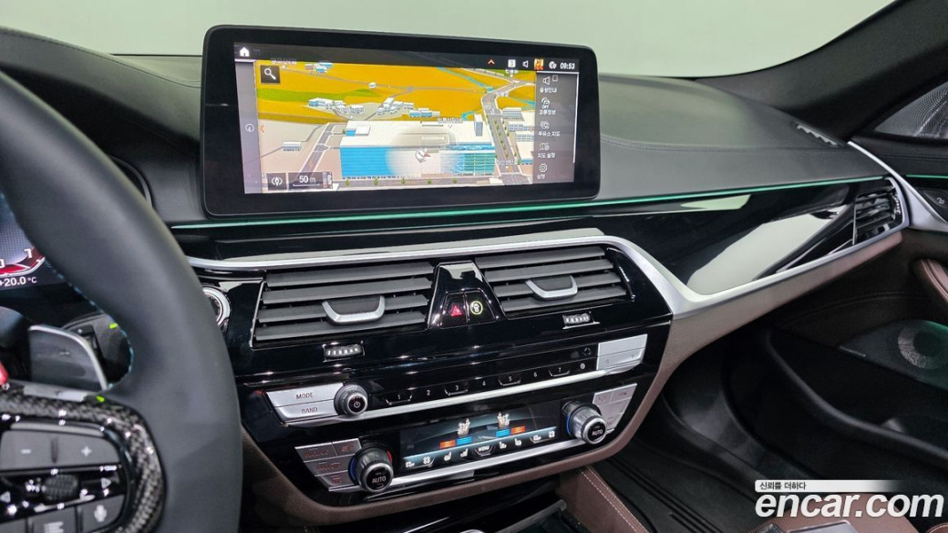 BMW 5-Series M550i xDrive, 2023
