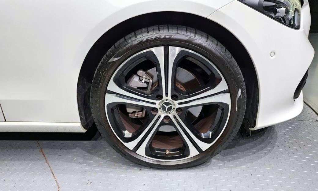 Mercedes-Benz C-Class C300 4MATIC Avantgarde, 2023