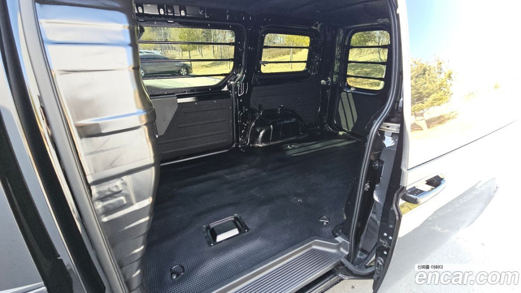 Hyundai Staria Cargo 3-Seater, 2025