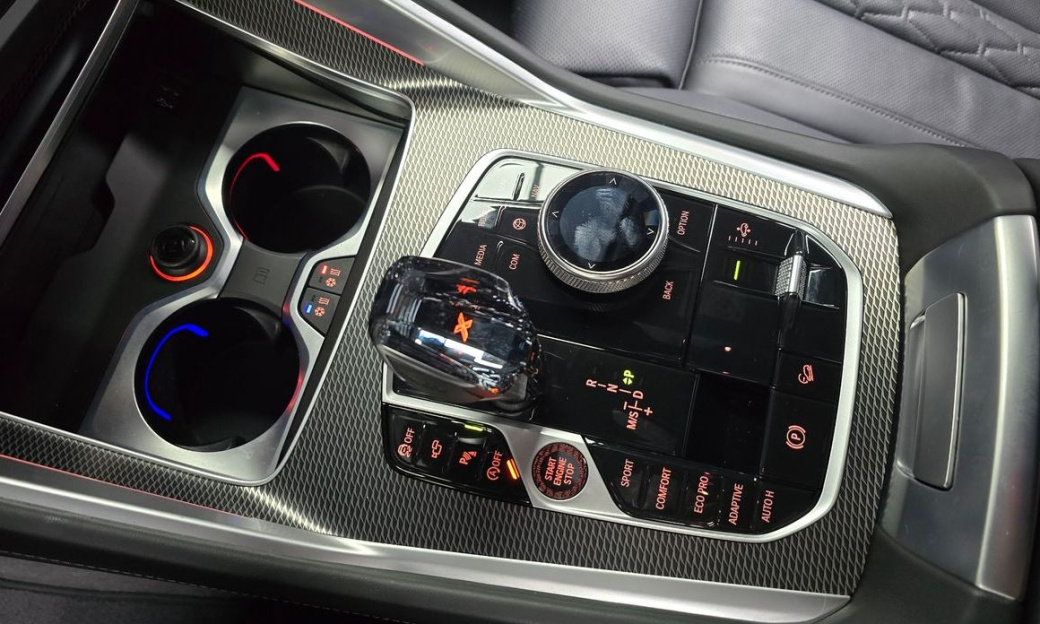 BMW X6 xDrive40i M Sport, 2022