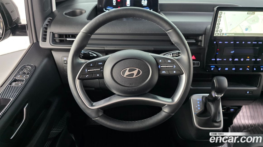 Hyundai Staria Tourer 9-Seater, 2025