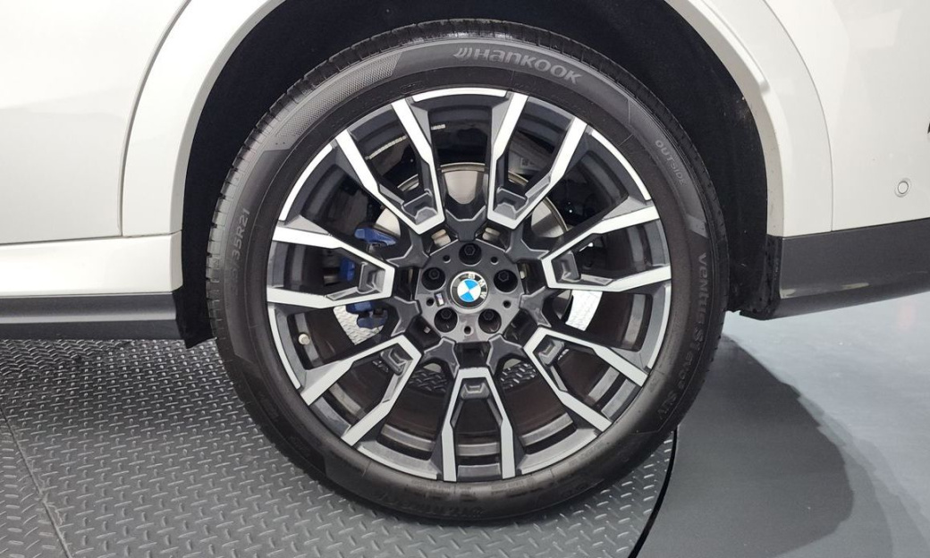 BMW X6 xDrive40i M Sport, 2025
