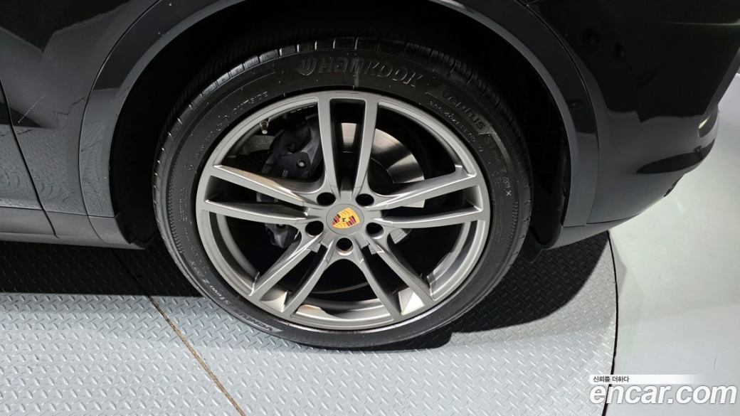 Porsche Cayenne 3.0 PLATINUM EDITION, 2023