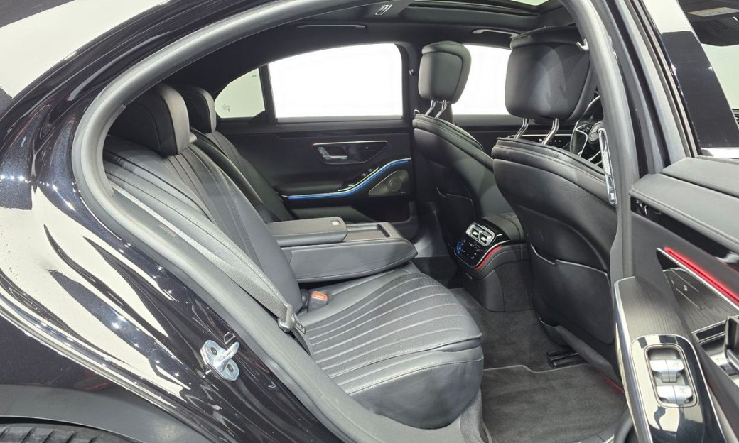 Mercedes-Benz S-Class S450 d 4MATIC, 2024