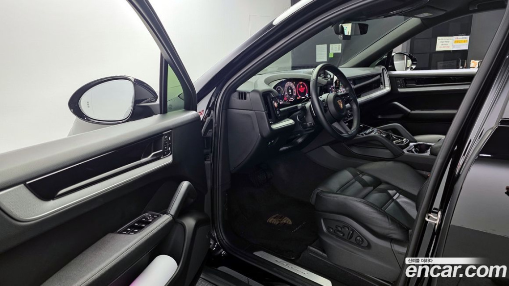Porsche Cayenne 3.0 Coupe, 2024