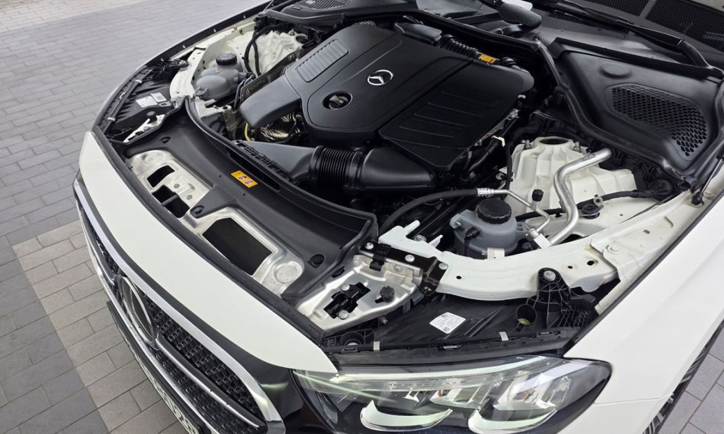 Mercedes-Benz E-Class E200 Avantgarde, 2024