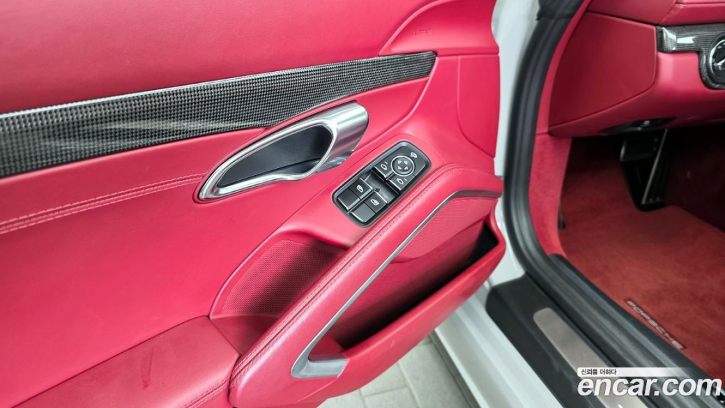 Porsche 718 4.0 GTS, 2024