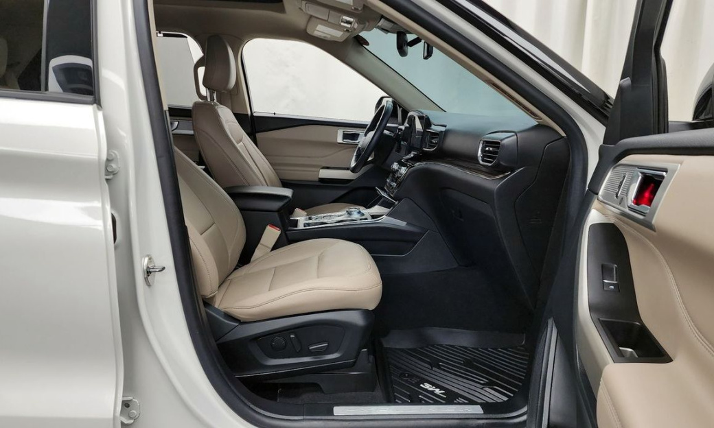 Ford Explorer 2.3 LimIted 4WD, 2022