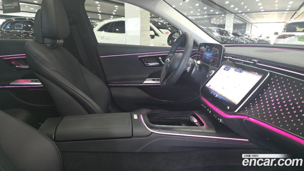 Mercedes-Benz E-Class E220d 4MATIC Exclusive, 2024