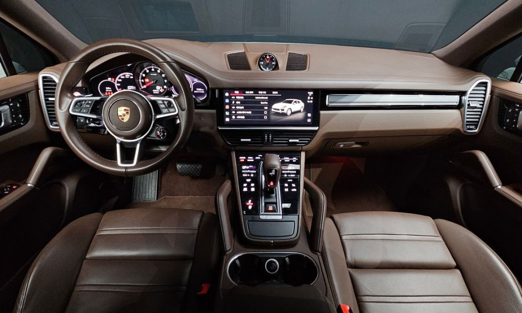 Porsche Cayenne 3.0 COUPE PLATINUM EDITION, 2023