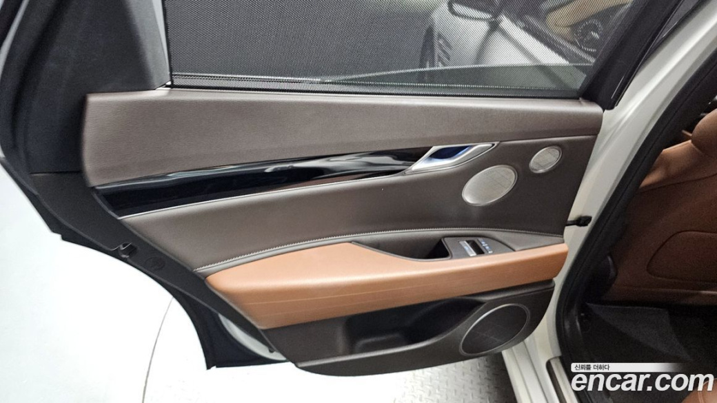 Genesis G80 Gasoline 2.5 Turbo 2WD, 2024