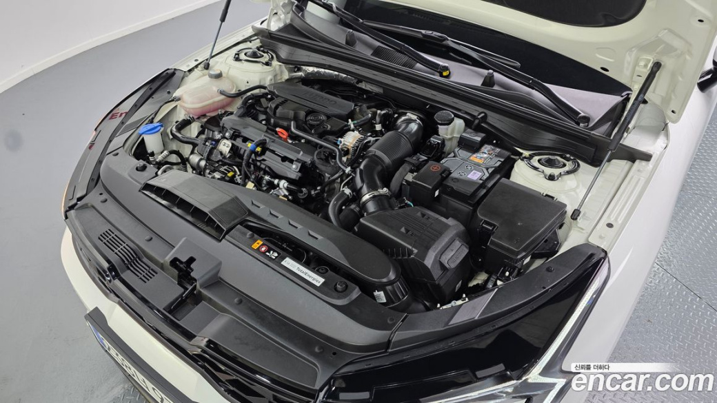 Kia K5 1.6 Turbo, 2024