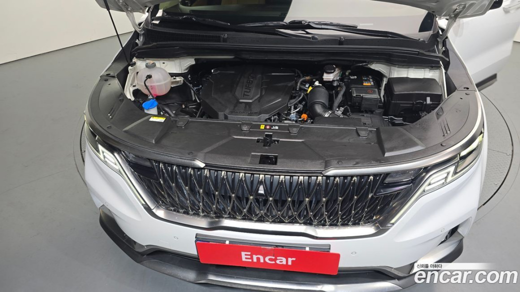 Kia Carnival 9-Seater Noblesse, 2023
