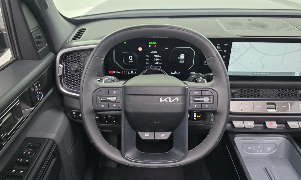 Kia Tasman 2.5T Gasoline 4WD, 2026