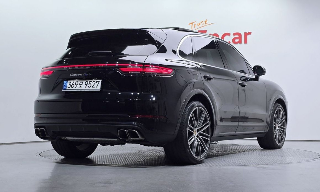 Porsche Cayenne 4.0 Turbo, 2022