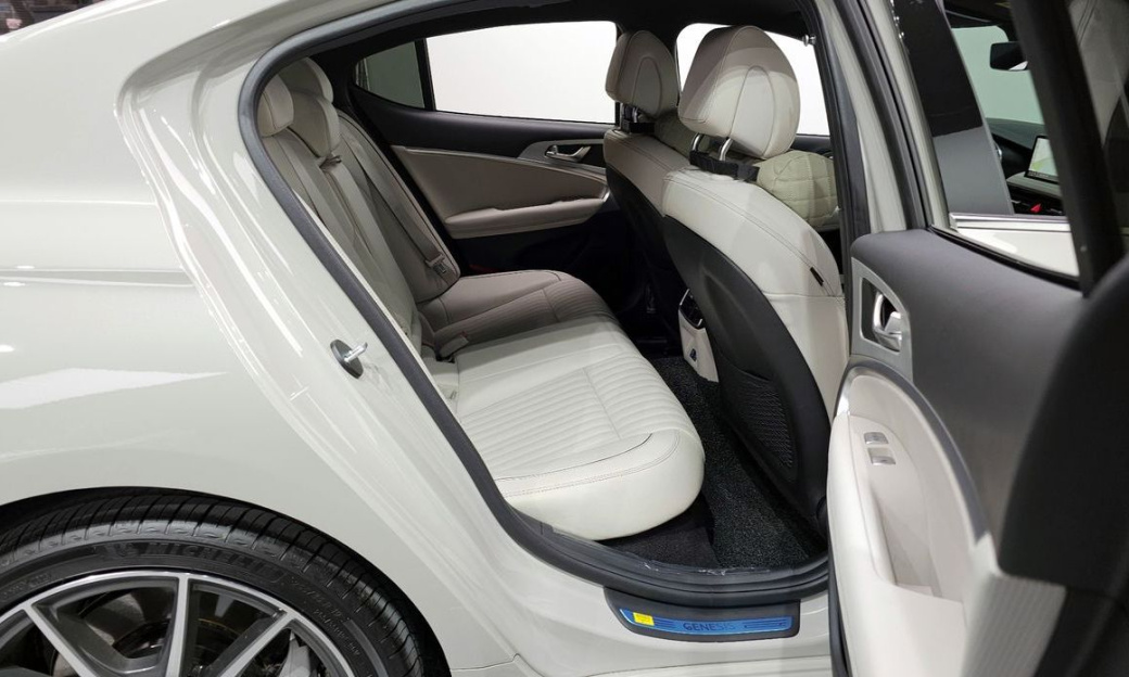 Genesis G70 Gasoline 2.5T 4WD, 2024