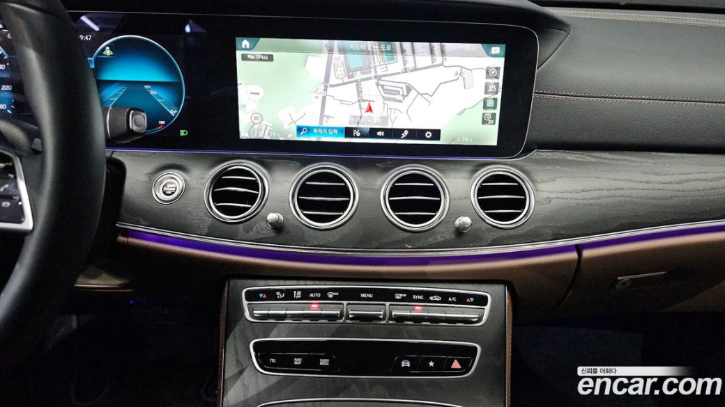 Mercedes-Benz E-Class E250 AMG Line, 2023