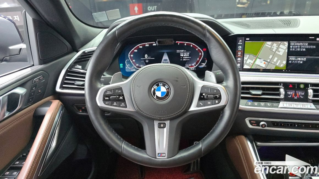BMW X6 xDrive40i M Sport, 2022