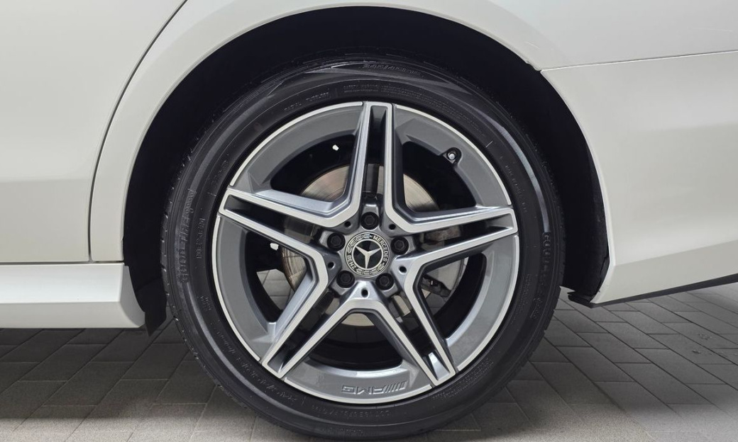 Mercedes-Benz E-Class E250 AMG Line, 2023