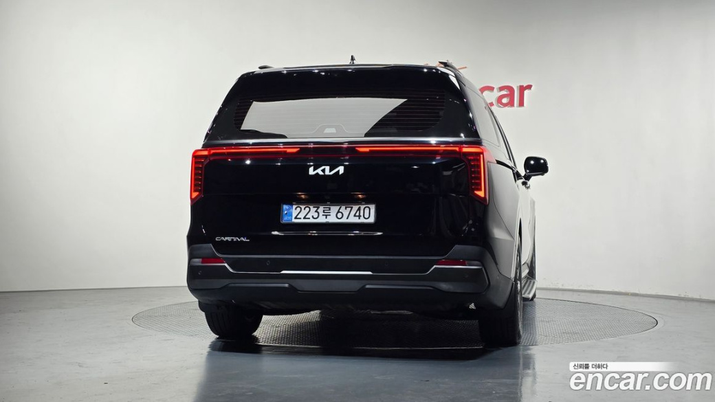 Kia Carnival 7-Seater Gravity, 2025