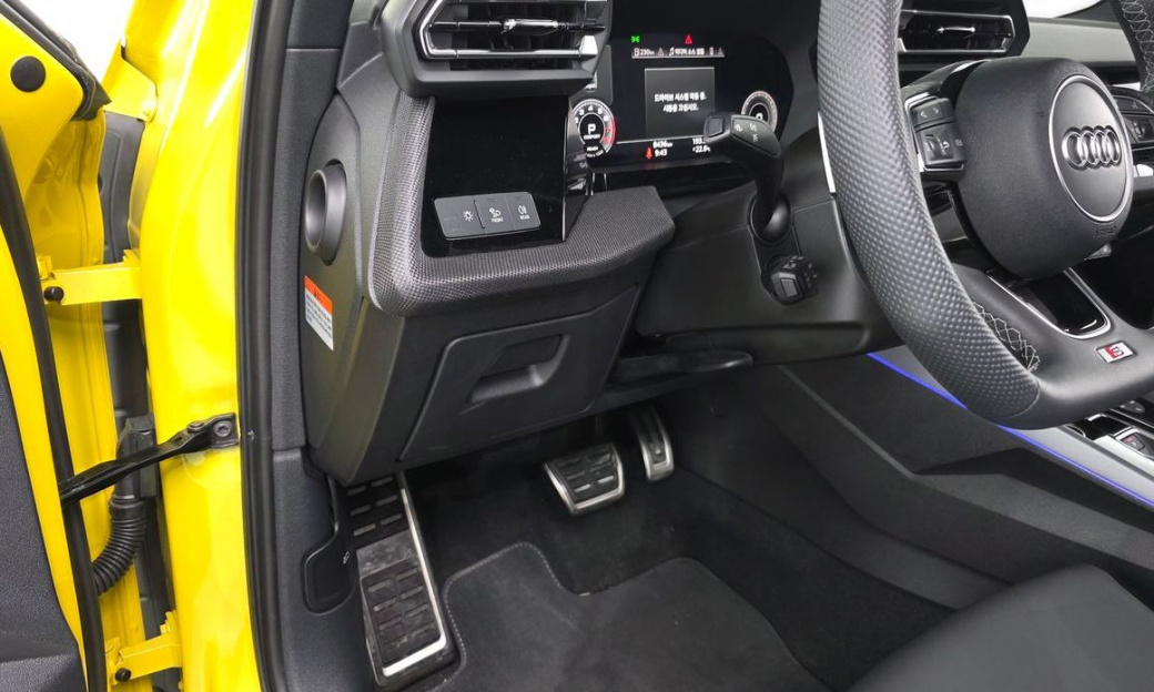 Audi A3 40 TFSI Premium, 2025
